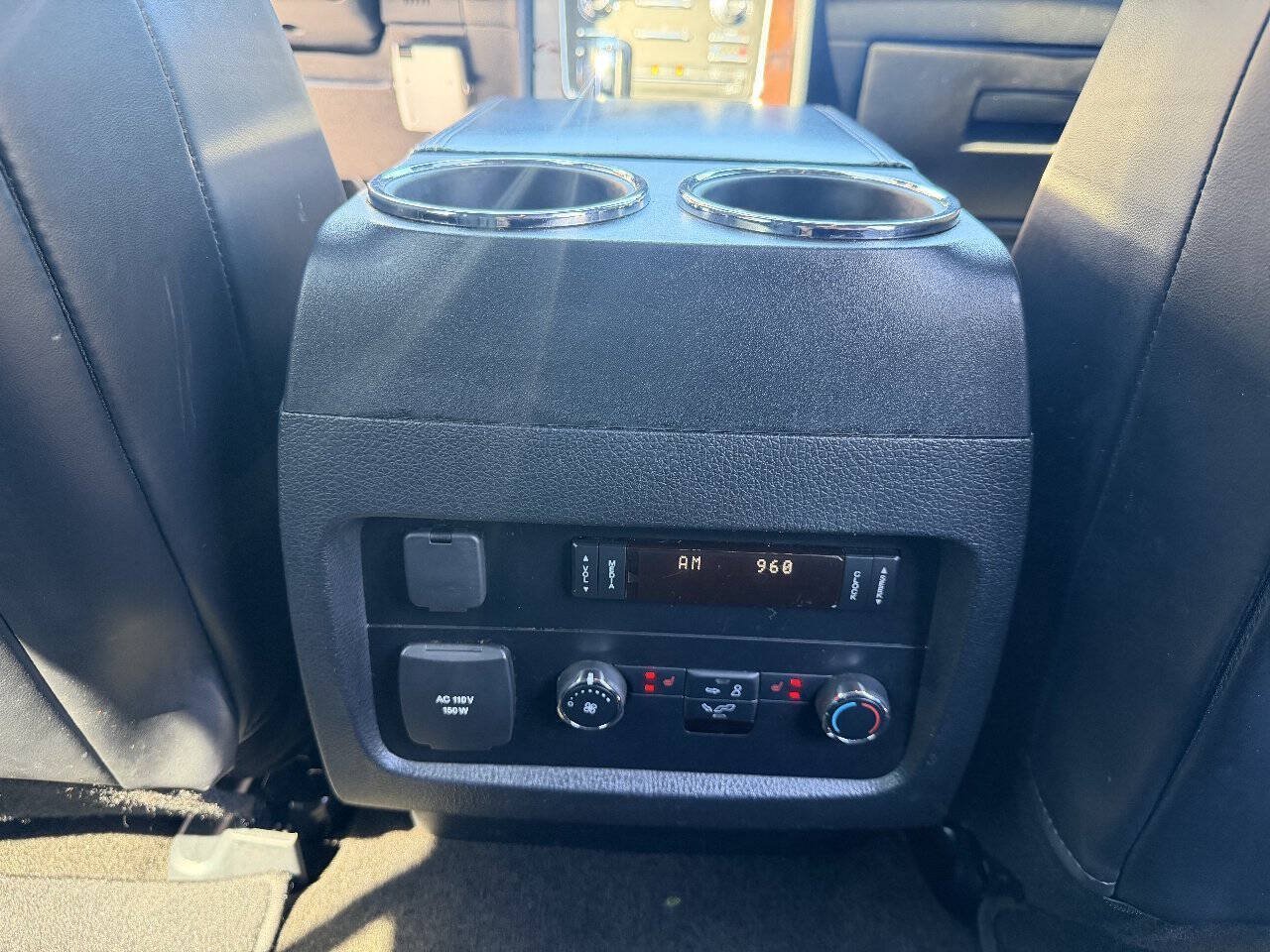 Used 2015 Lincoln Navigator L 2WD image 17