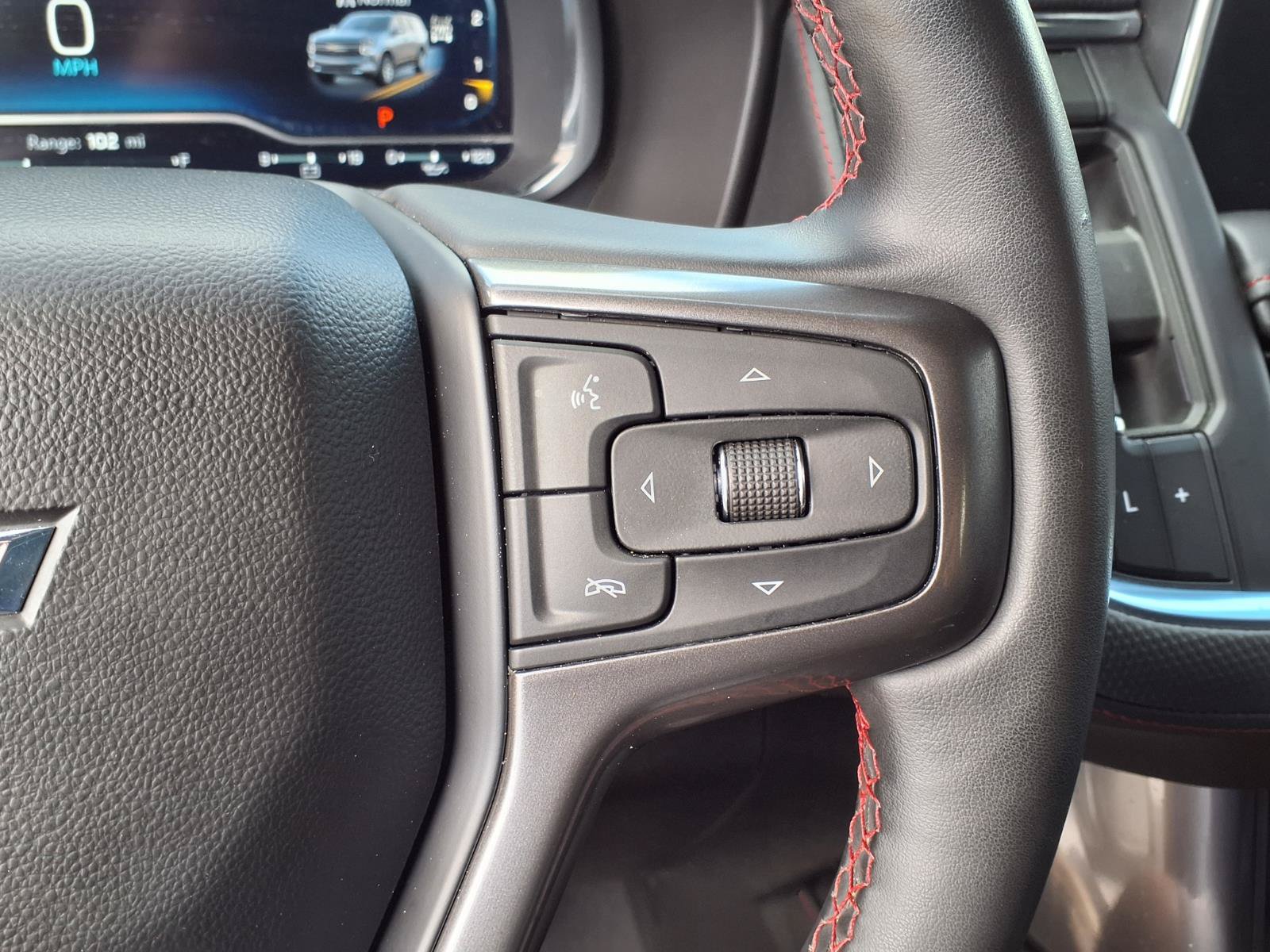 Certified 2024 Chevrolet Suburban RST w/ Luxury Package AWD/4WD image 24