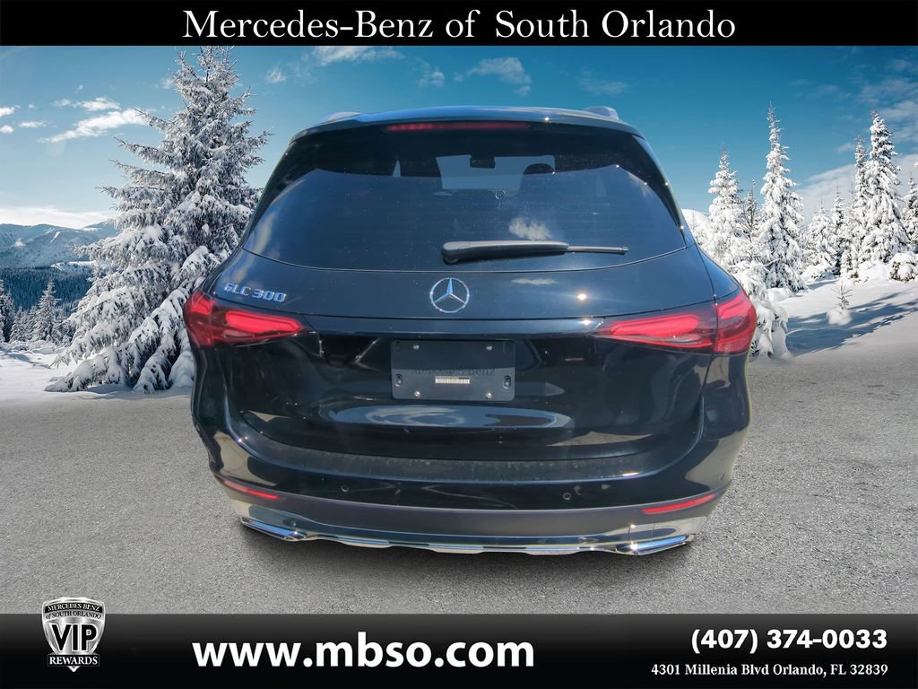 Used 2025 Mercedes-Benz GLC 300 image 17