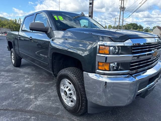 Used 2018 Chevrolet Silverado 2500 LT AWD/4WD image 2