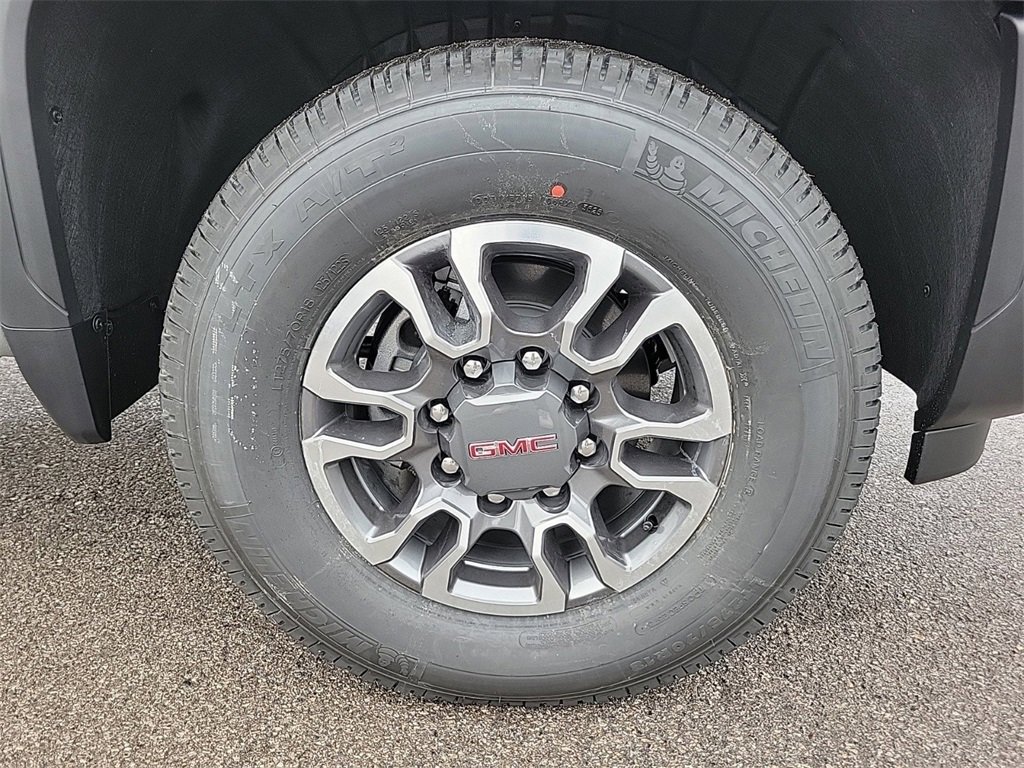 New 2026 GMC Sierra 2500 SLE w/ SLE Value Package; image 5