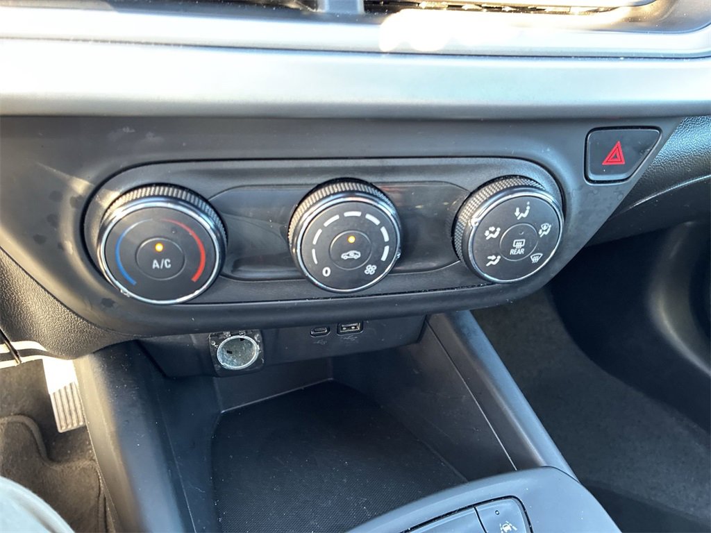 Used 2024 Chevrolet Trax LS image 17