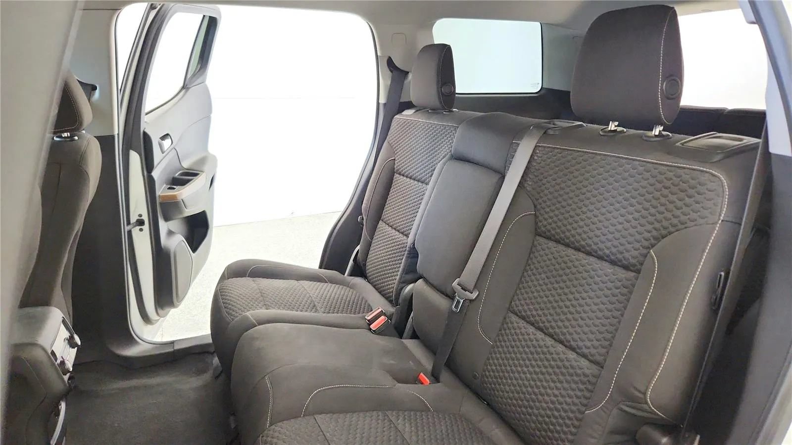 Used 2017 GMC Acadia SLE FWD image 30