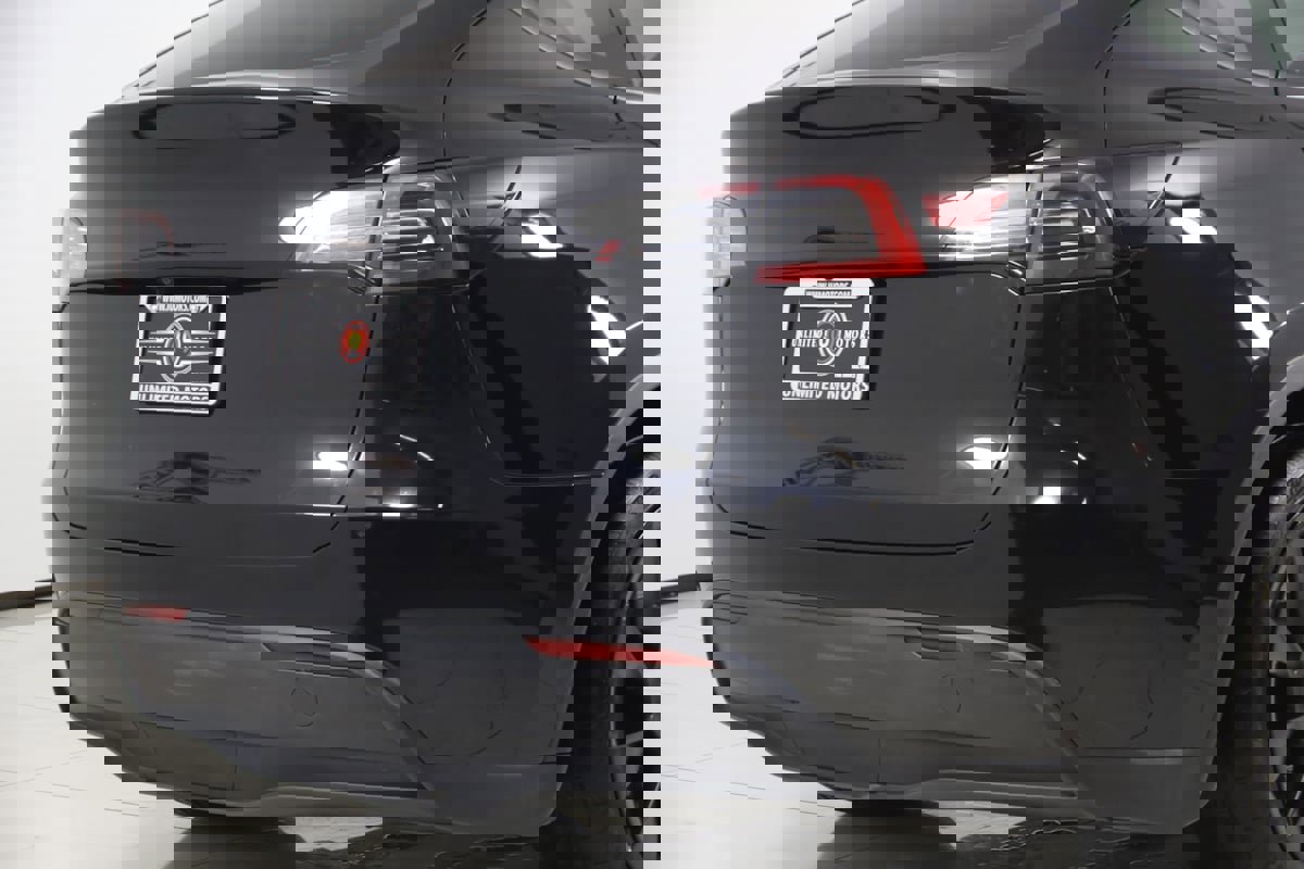 Used 2023 Tesla Model Y Long Range image 42