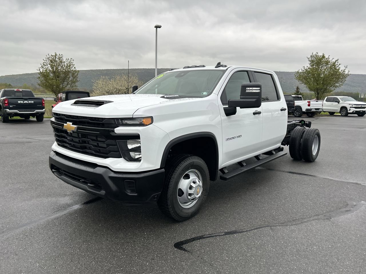 New 2026 Chevrolet Silverado 3500 W/T w/ WT Convenience Package AWD/4WD image 3