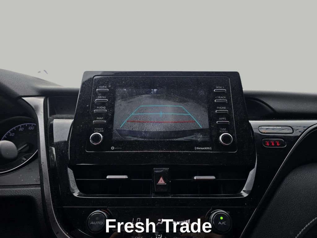 Used 2021 Toyota Camry SE FWD image 13