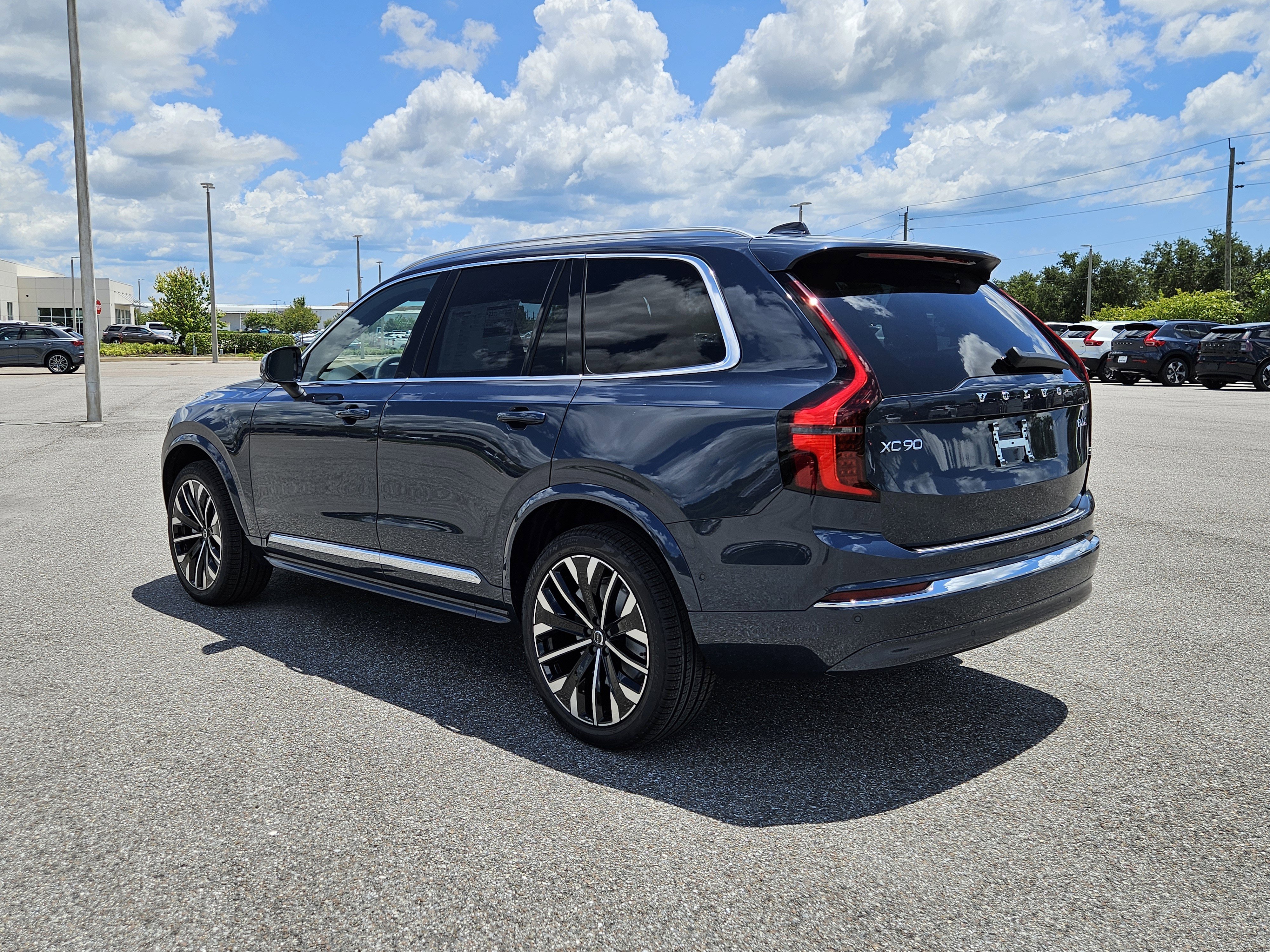 New 2026 Volvo XC90 B6 Plus image 5