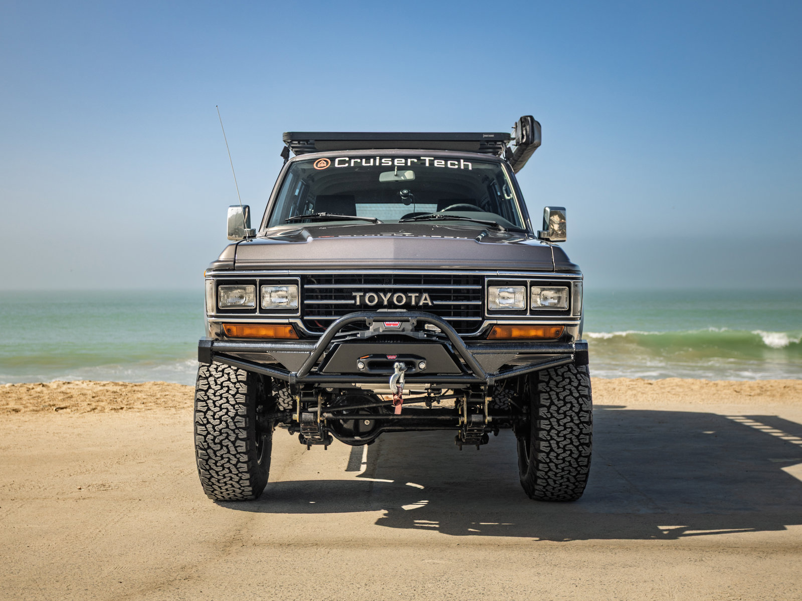 Used 1990 Toyota Land Cruiser AWD/4WD image 3