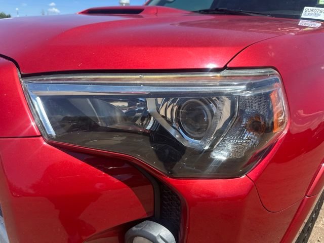 Used 2015 Toyota 4Runner Trail Premium w/ Four Season Floor Mat Package AWD/4WD image 12