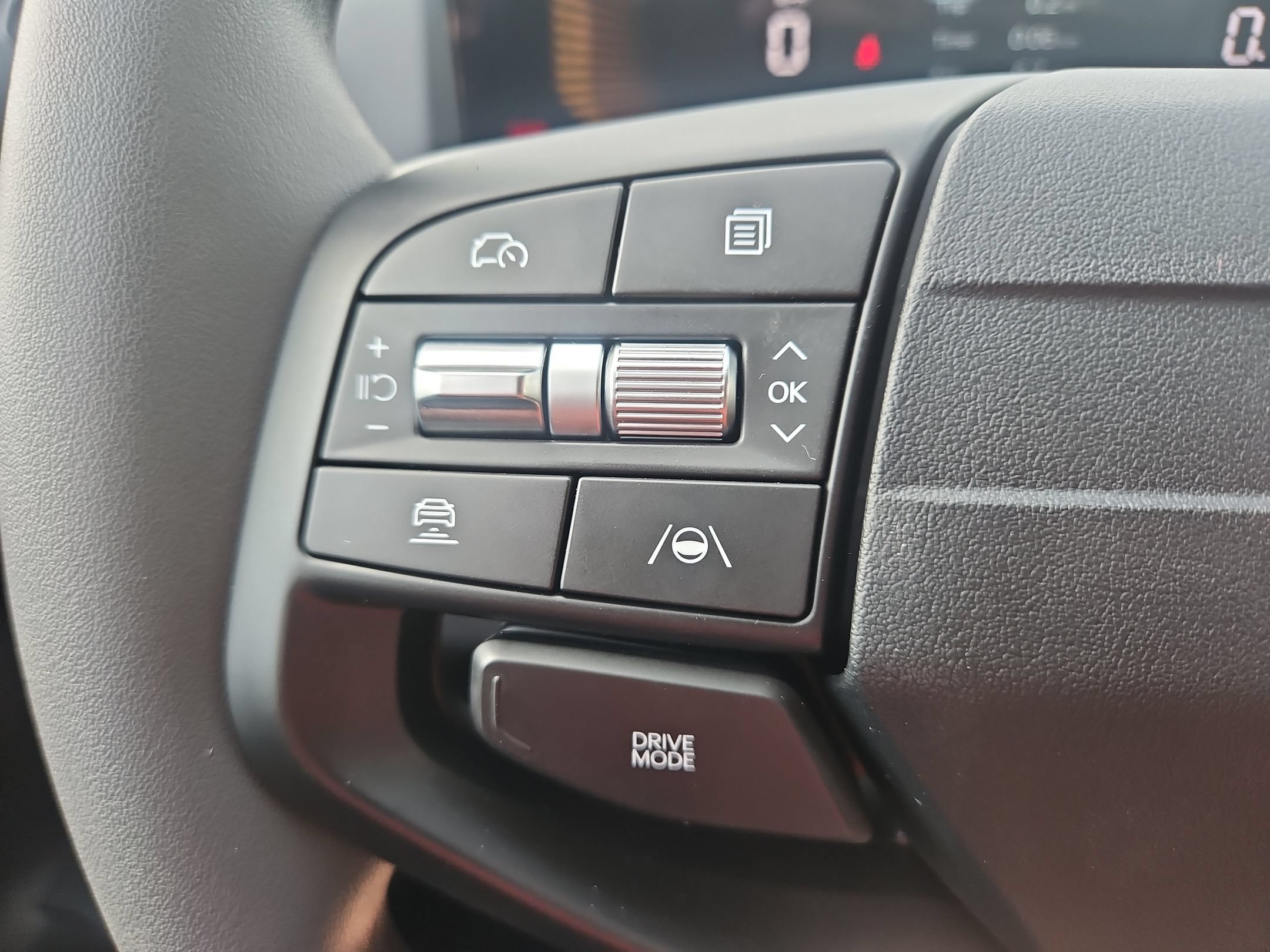 New 2026 Kia K4 FWD image 18