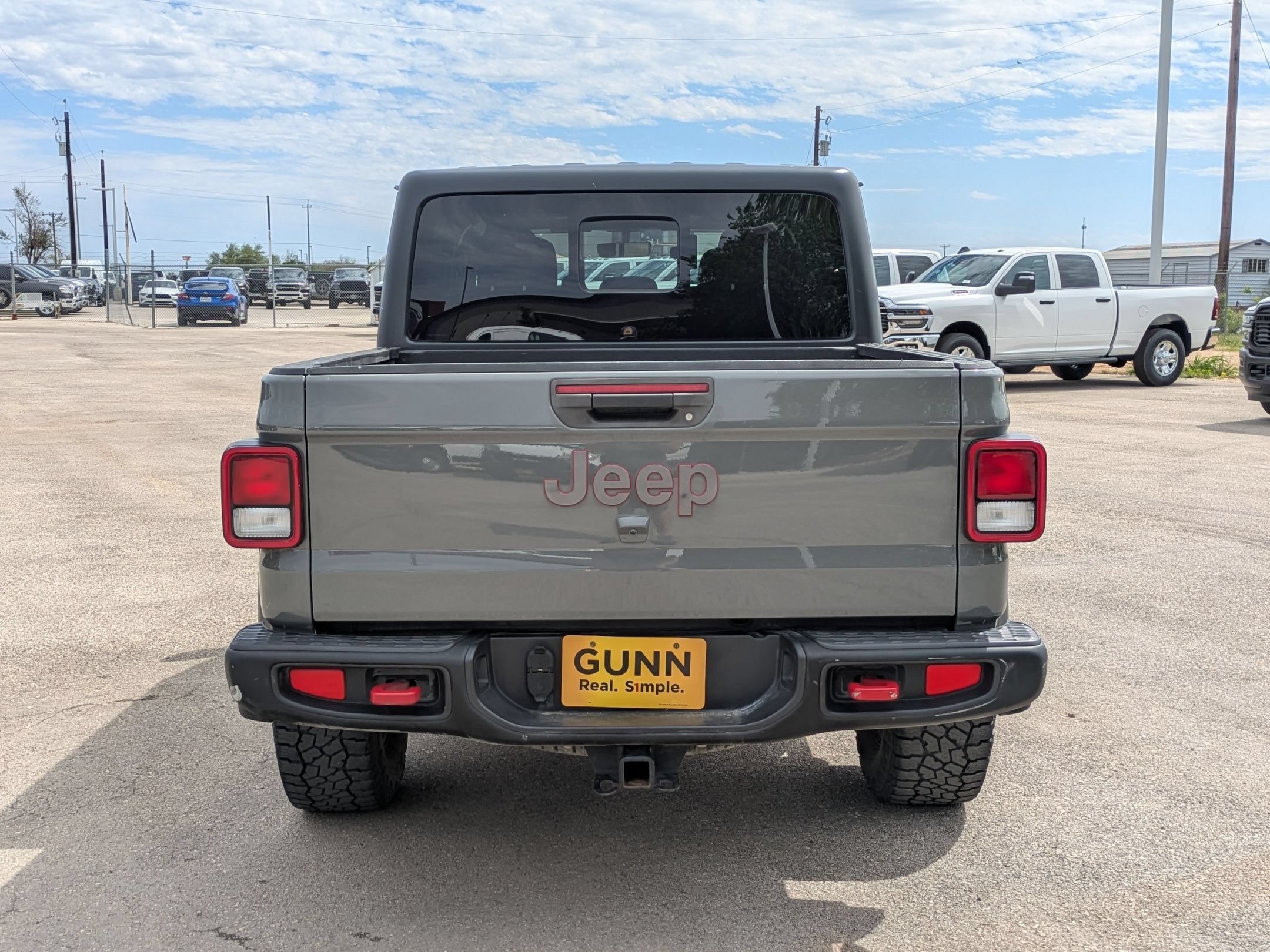 Used 2021 Jeep Gladiator Rubicon AWD/4WD image 4