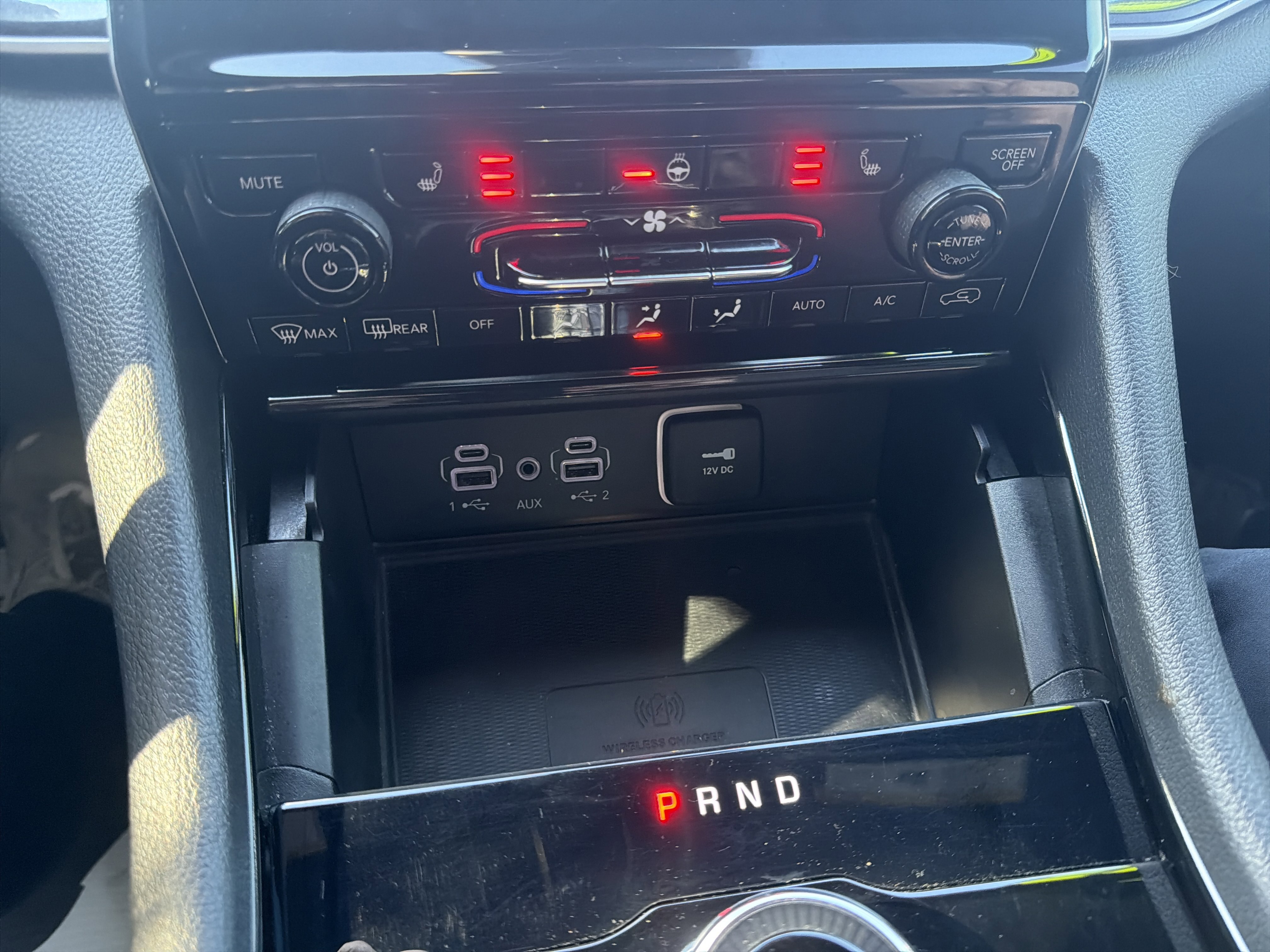 Used 2023 Jeep Grand Cherokee Altitude image 23