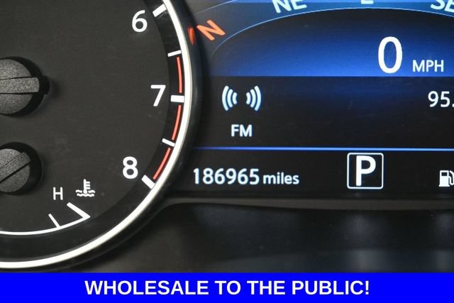 Used 2017 Nissan Murano Platinum w/ Platinum Technology Package FWD image 20