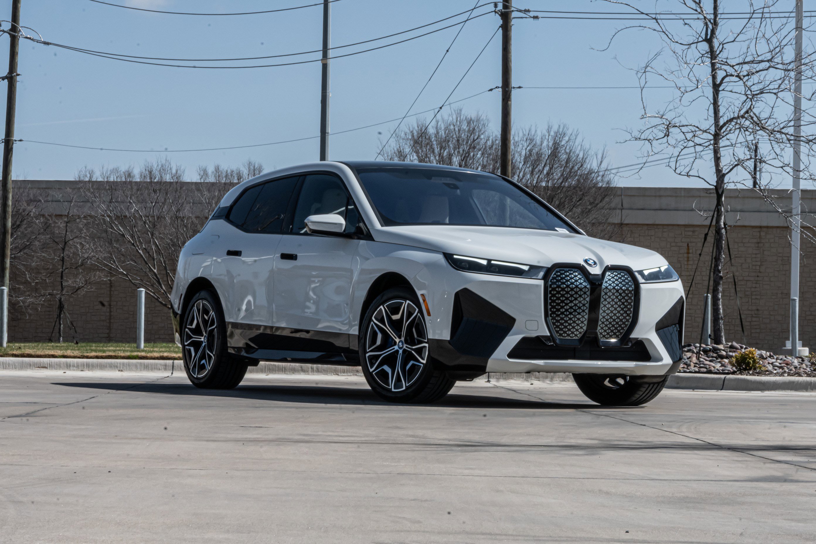 Certified 2024 BMW iX xDrive50 w/ Sport Package image 2