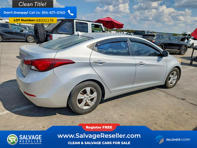 Used 2014 Hyundai Elantra SE FWD image 4