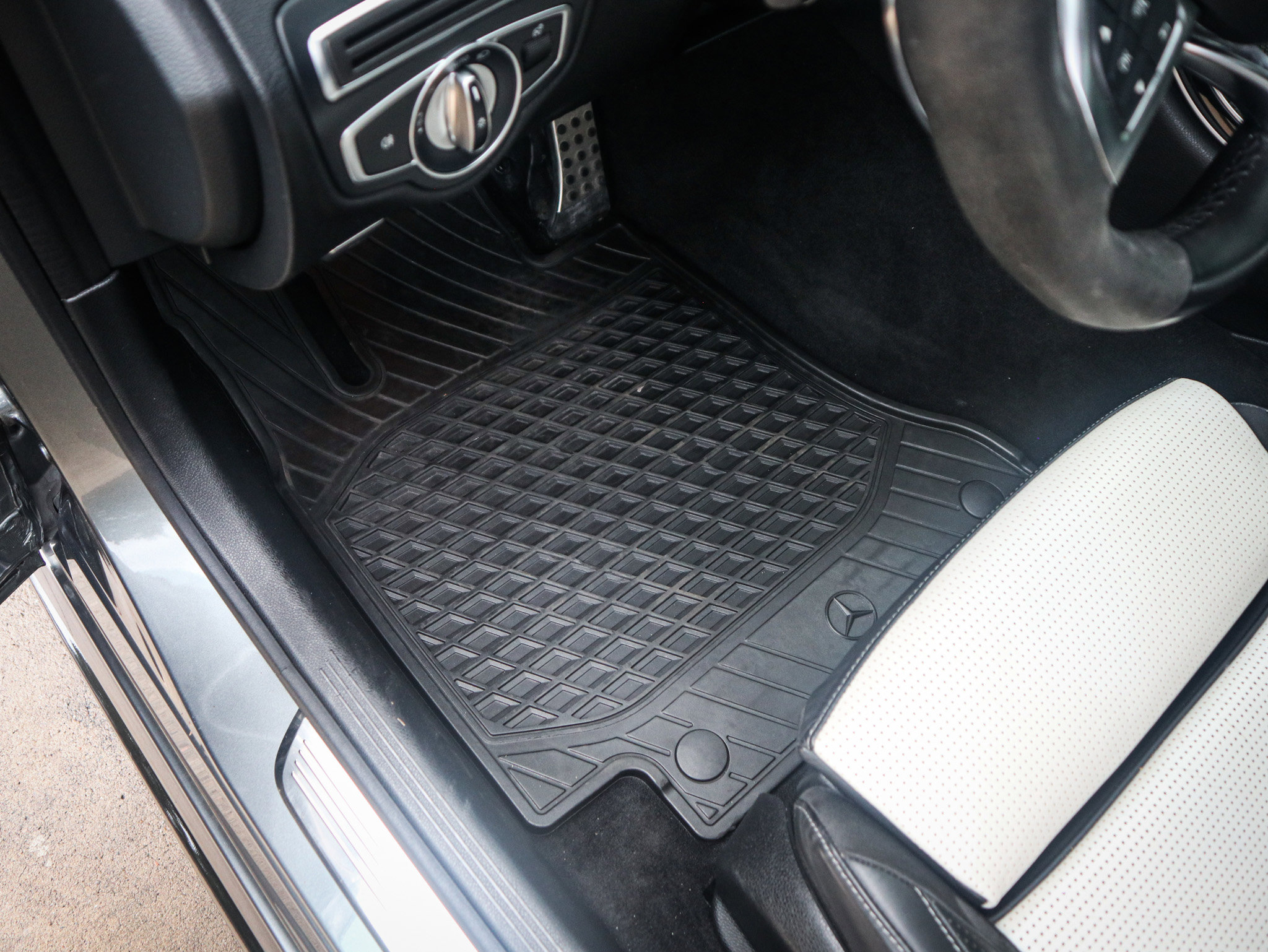 Used 2018 Mercedes-Benz C 63 AMG Coupe image 16