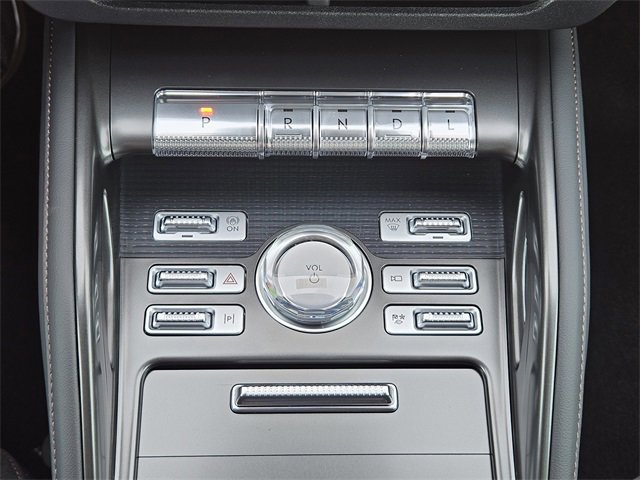 New 2025 Lincoln Nautilus Reserve w/ Jet Appearance Package image 18