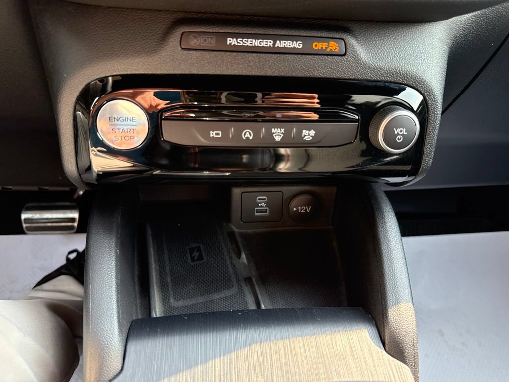 Used 2023 Ford Escape ST-Line Select w/ Tech Pack #2 AWD/4WD image 16