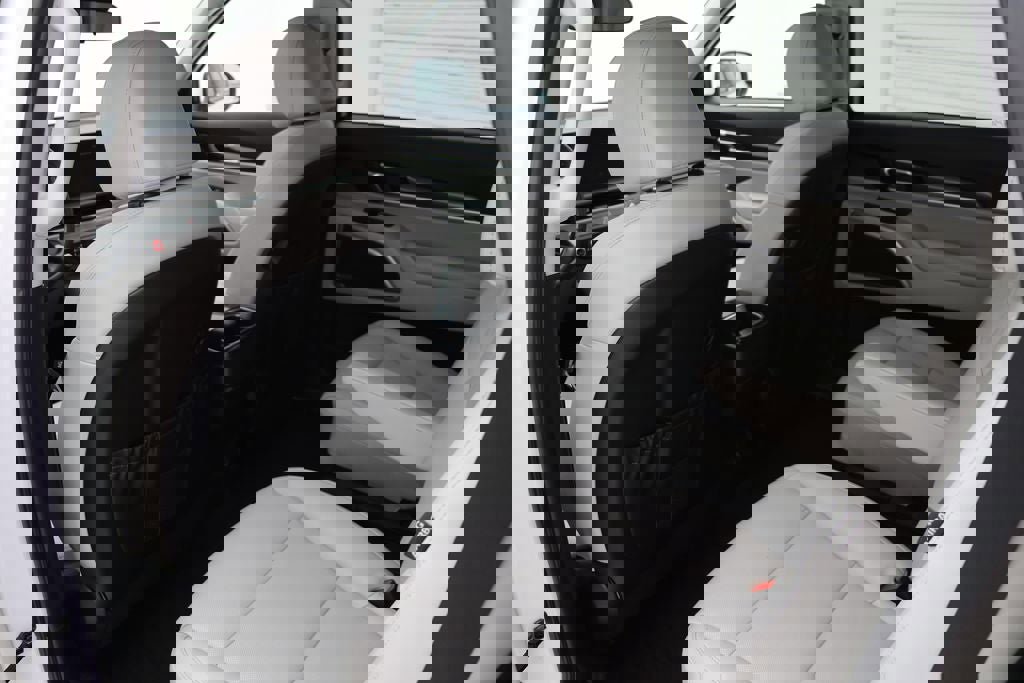 Used 2023 Kia Telluride S w/ S Sunroof Package image 11