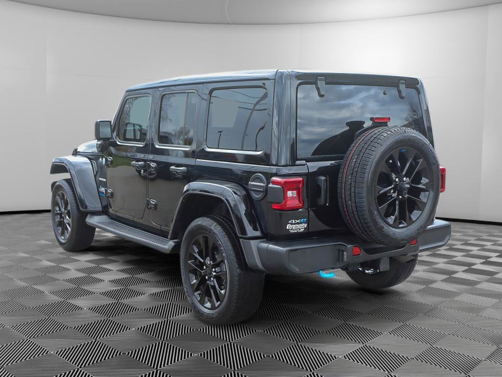 Used 2023 Jeep Wrangler Sahara w/ Cold Weather Group image 4