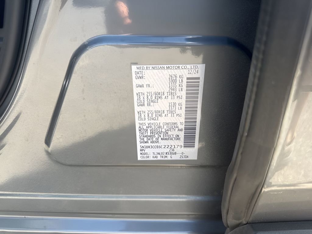 Used 2025 Nissan Pathfinder SL AWD/4WD image 37