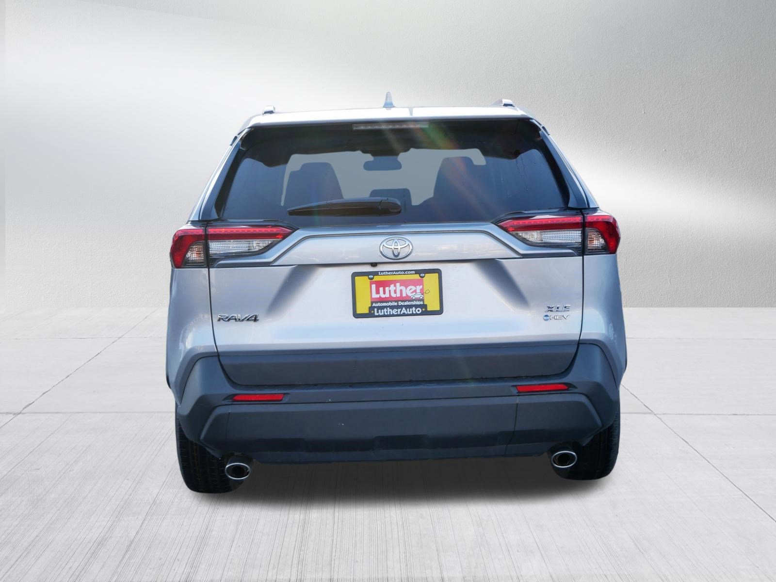 Used 2025 Toyota RAV4 XLE image 6