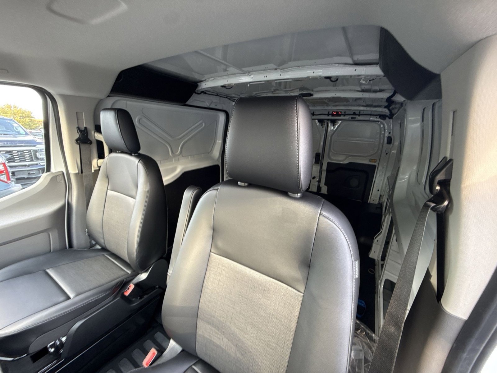 New 2026 Ford Transit 150 Low Roof image 30