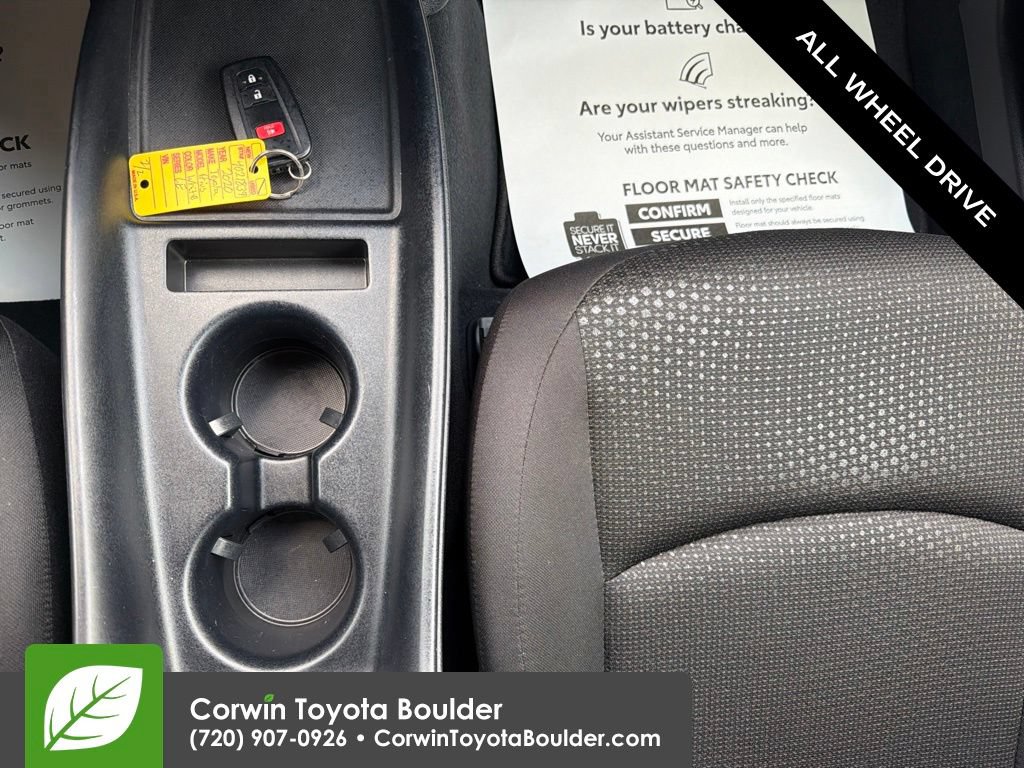 Used 2020 Toyota Prius LE w/ Carpet Mat Package AWD/4WD image 31