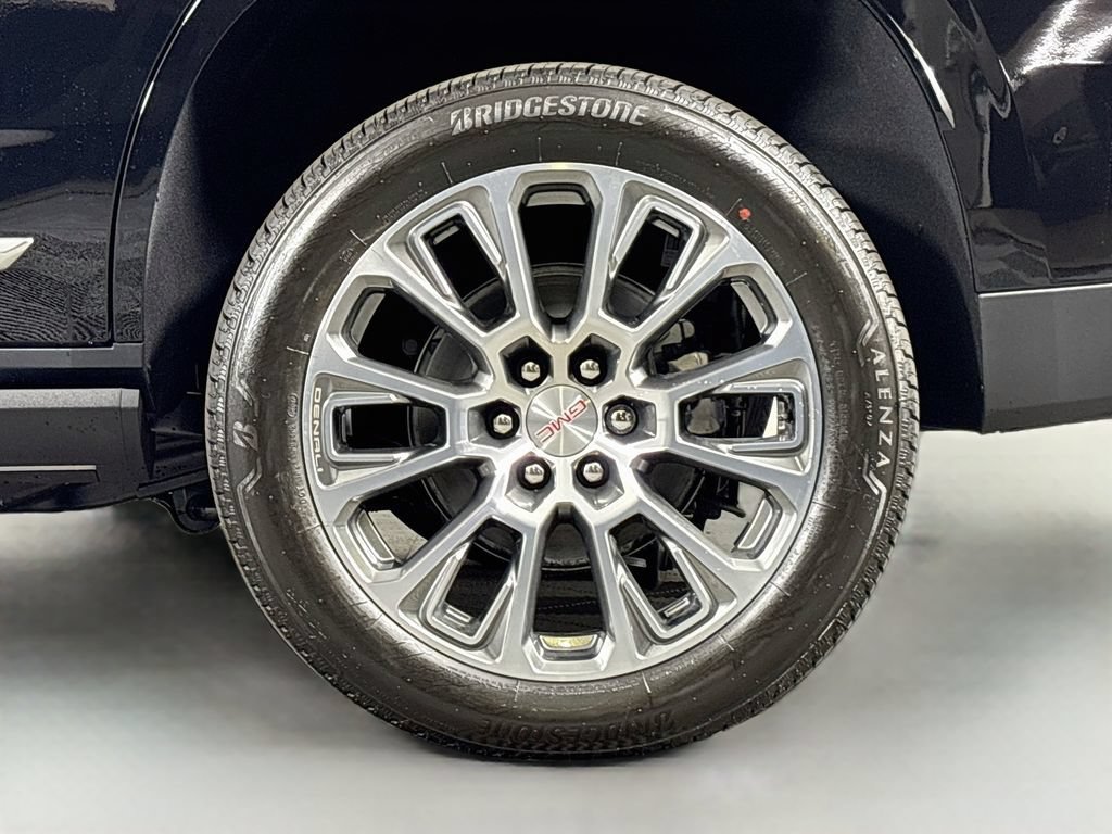 New 2026 GMC Yukon Denali w/ Denali Reserve Package AWD/4WD image 34