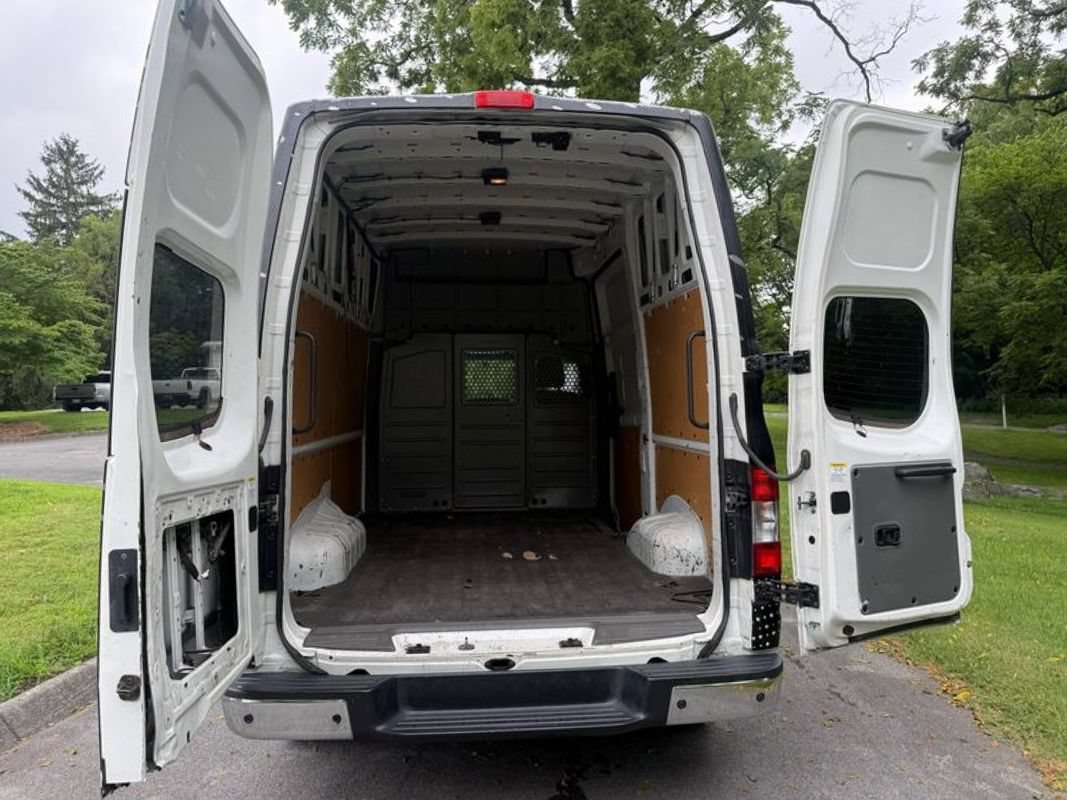 Used 2012 Nissan NV 2500 SV w/ Technology Pkg RWD image 31