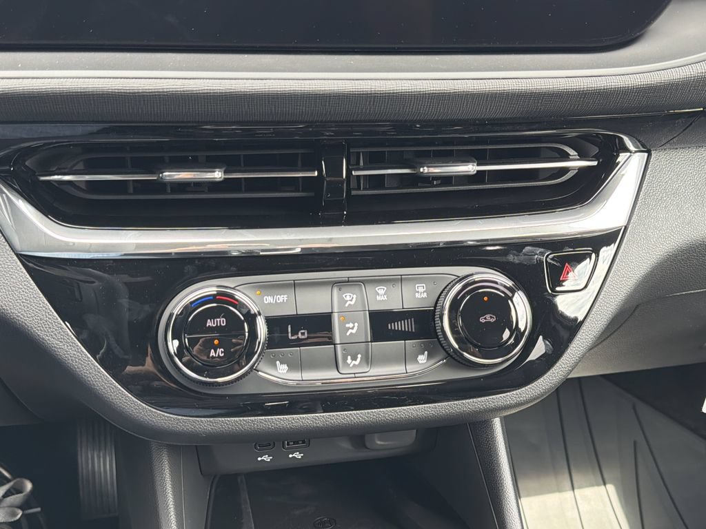 New 2026 Buick Envista Sport Touring w/ Convenience I Package FWD image 6