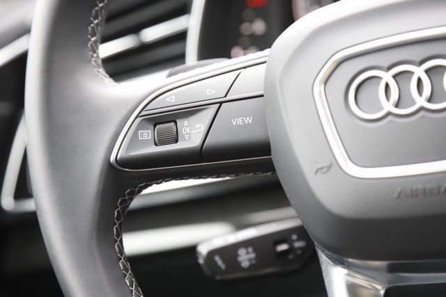 Used 2025 Audi Q7 2.0T Premium w/ Convenience Plus Package image 20