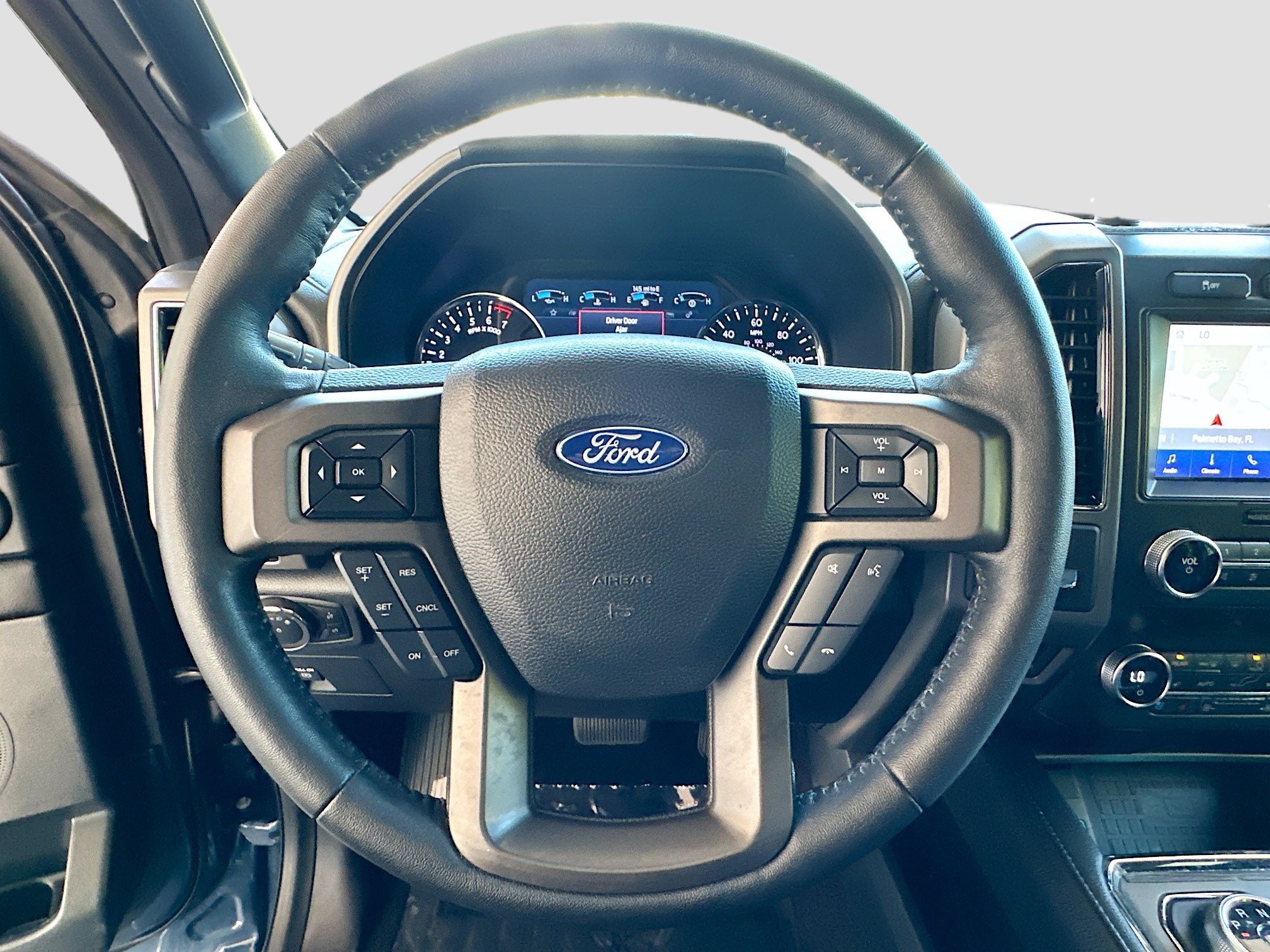 Used 2020 Ford Expedition XLT w/ Equipment Group 202A RWD image 11
