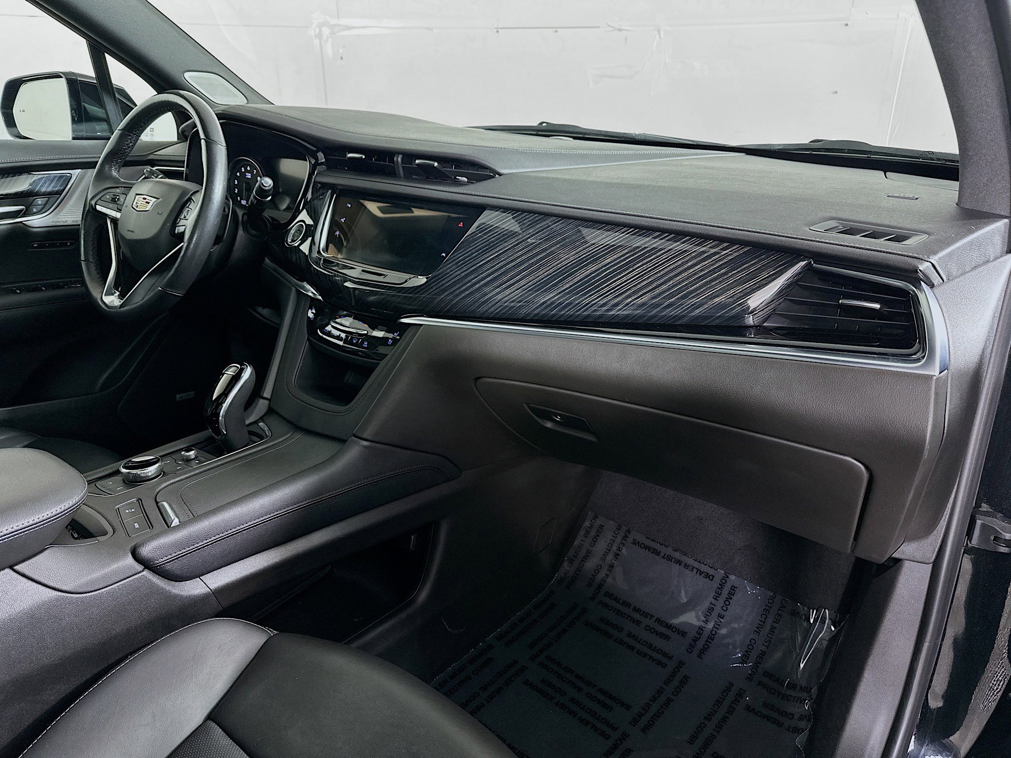 Used 2022 Cadillac XT6 Premium Luxury w/ Technology Package image 31