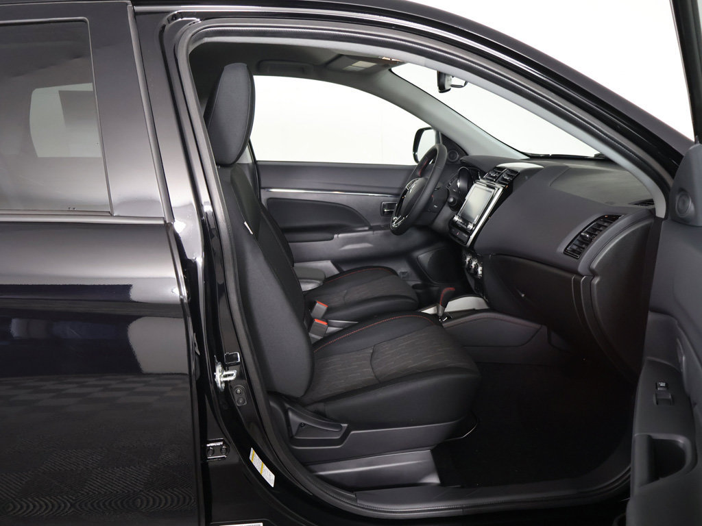 New 2027 Mitsubishi Outlander Sport LE AWD/4WD image 26