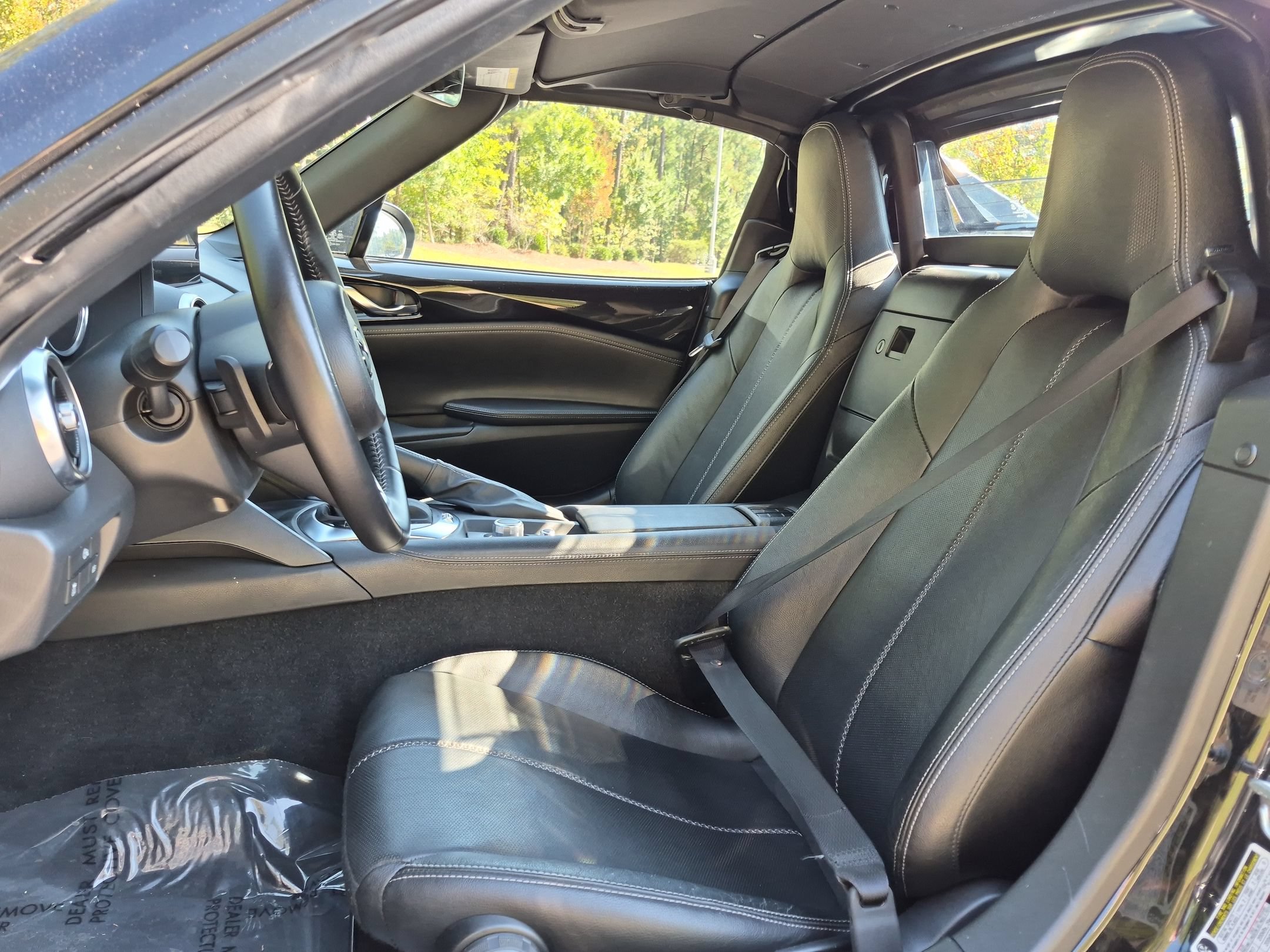 Used 2025 MAZDA MX-5 Miata RF Grand Touring RWD image 5