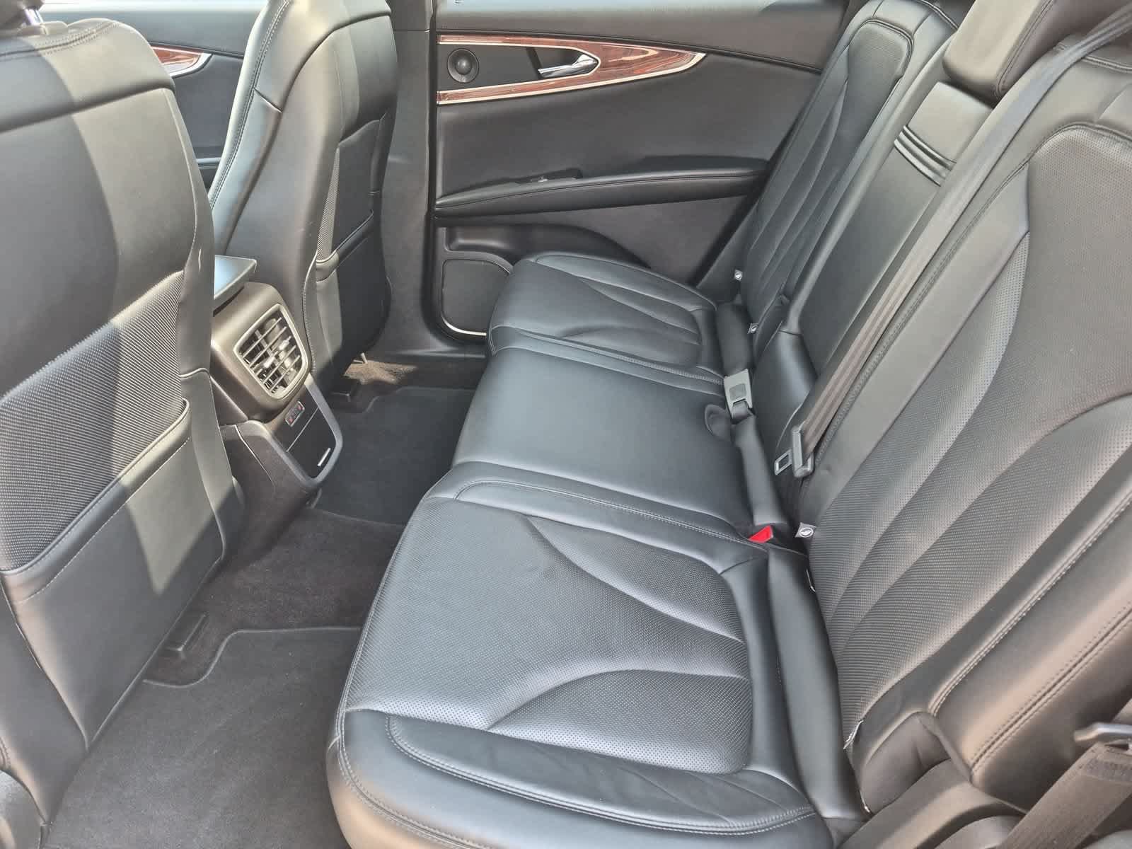 Used 2019 Lincoln Nautilus Reserve AWD/4WD image 20