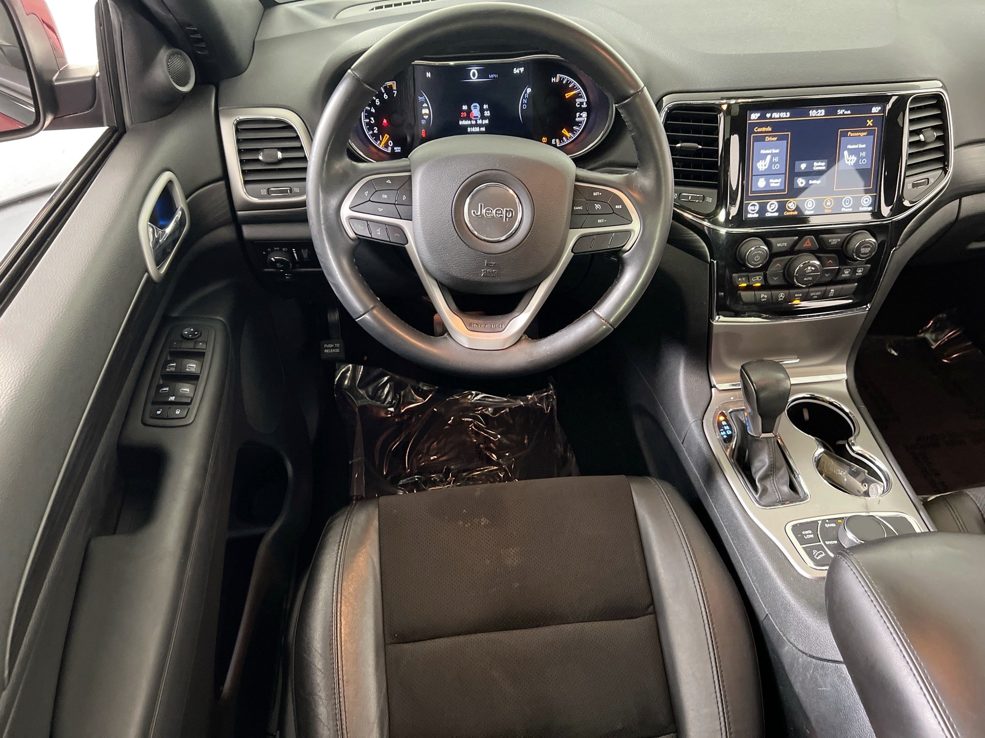 Used 2022 Jeep Grand Cherokee Laredo X AWD/4WD image 23