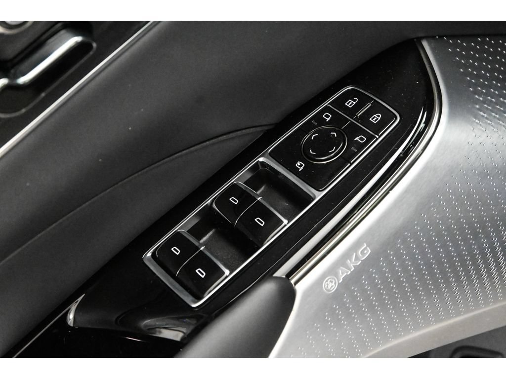 New 2026 Cadillac Lyriq V w/ Exterior Carbon Fiber Package AWD/4WD image 20