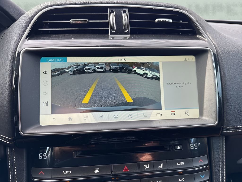 Used 2018 Jaguar F-PACE S image 23