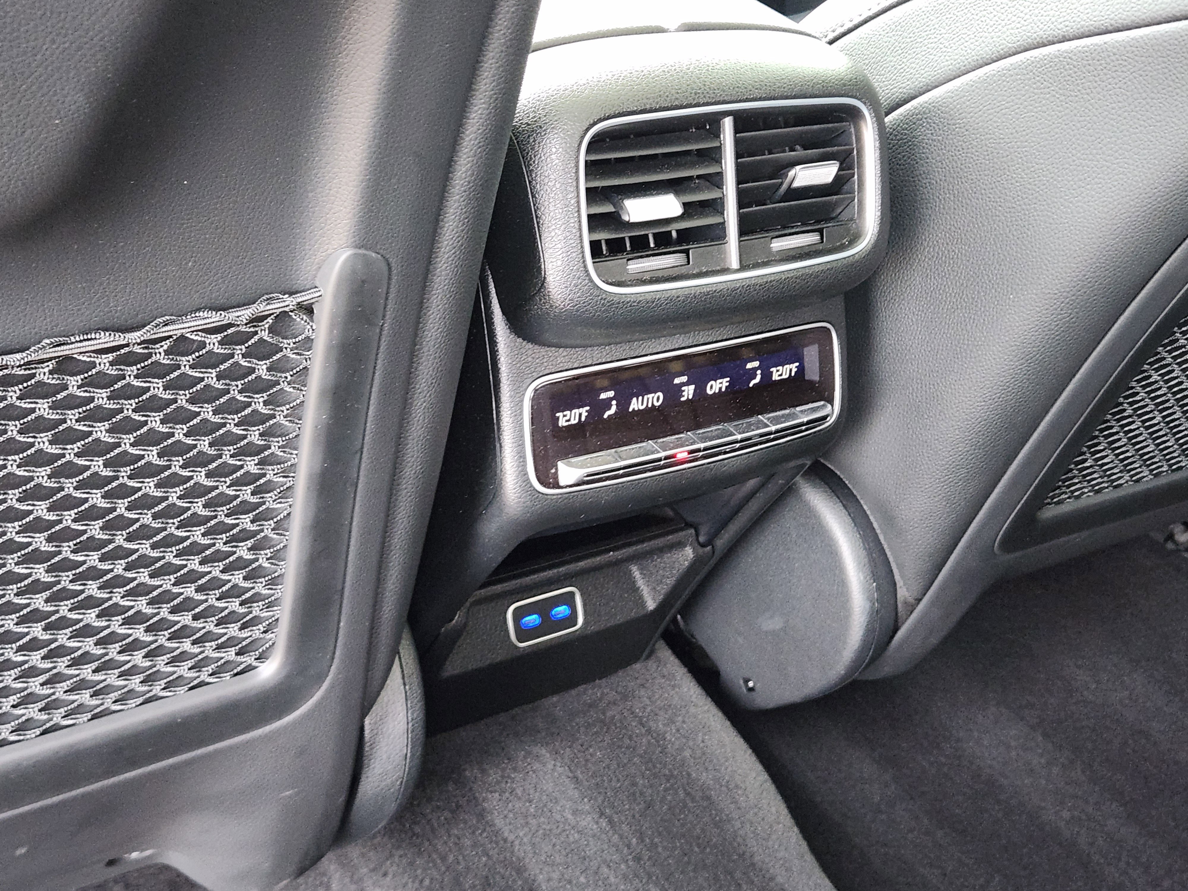 Used 2024 Mercedes-Benz GLE 450 4MATIC image 36