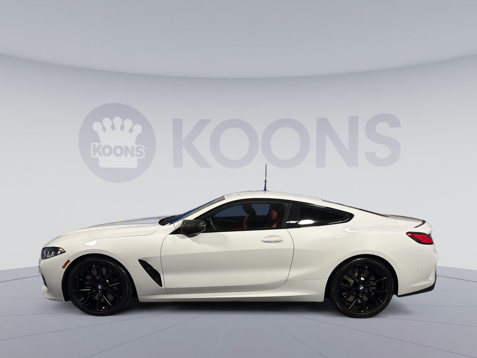 Used 2025 BMW M850i xDrive Coupe w/ M Carbon Exterior Package AWD/4WD image 2