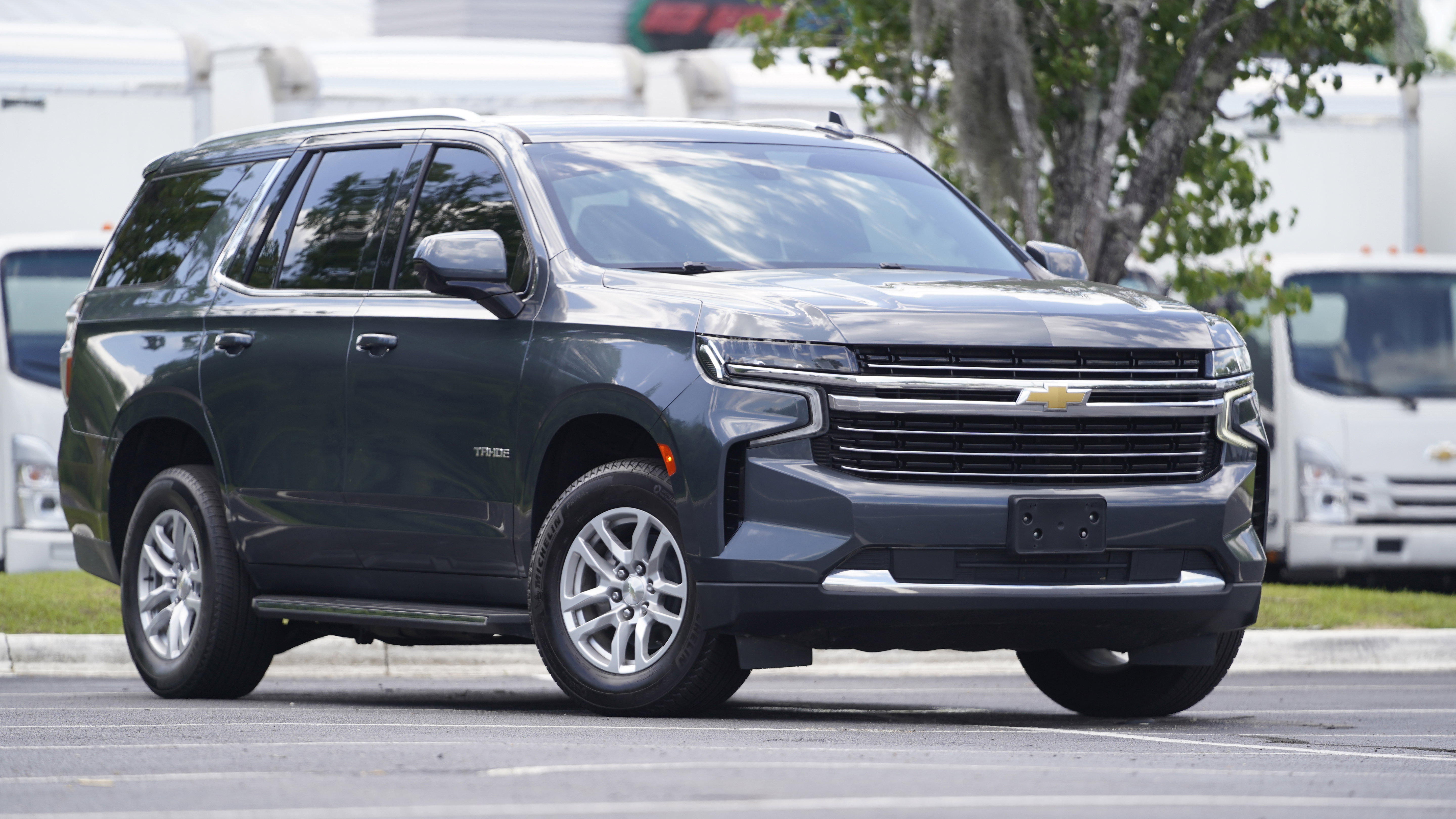 Used 2021 Chevrolet Tahoe LT AWD/4WD image 2