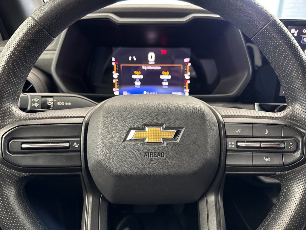 Used 2023 Chevrolet Colorado W/T image 21