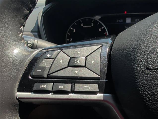 Used 2024 Nissan Altima 2.5 SV w/ SV Premium Package FWD image 11
