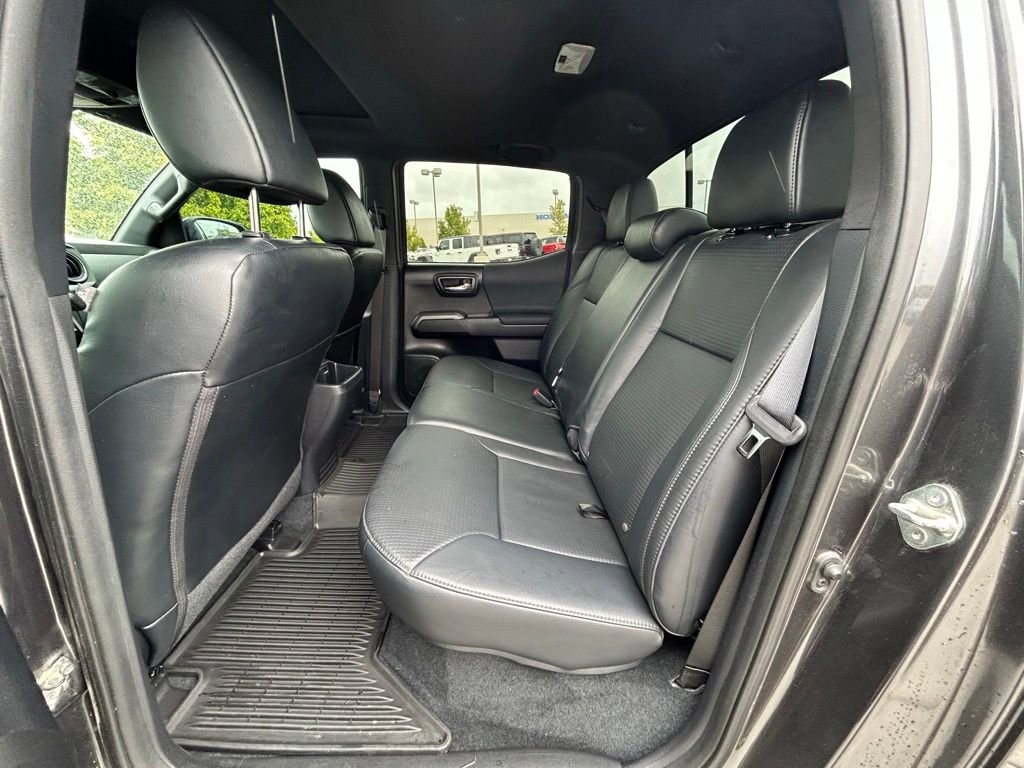 Used 2018 Toyota Tacoma 4x4 Double Cab image 28