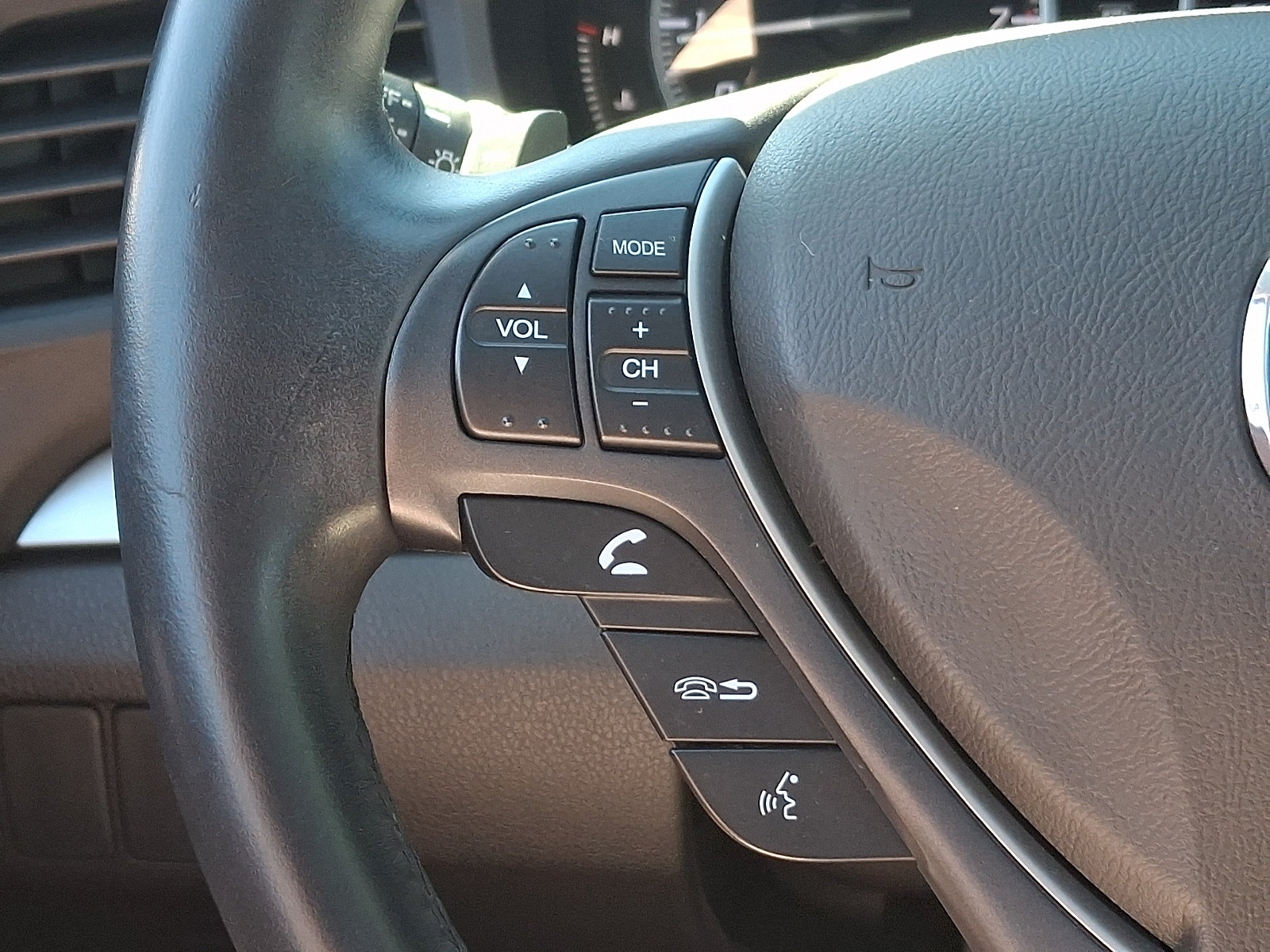 Used 2017 Acura ILX FWD image 22