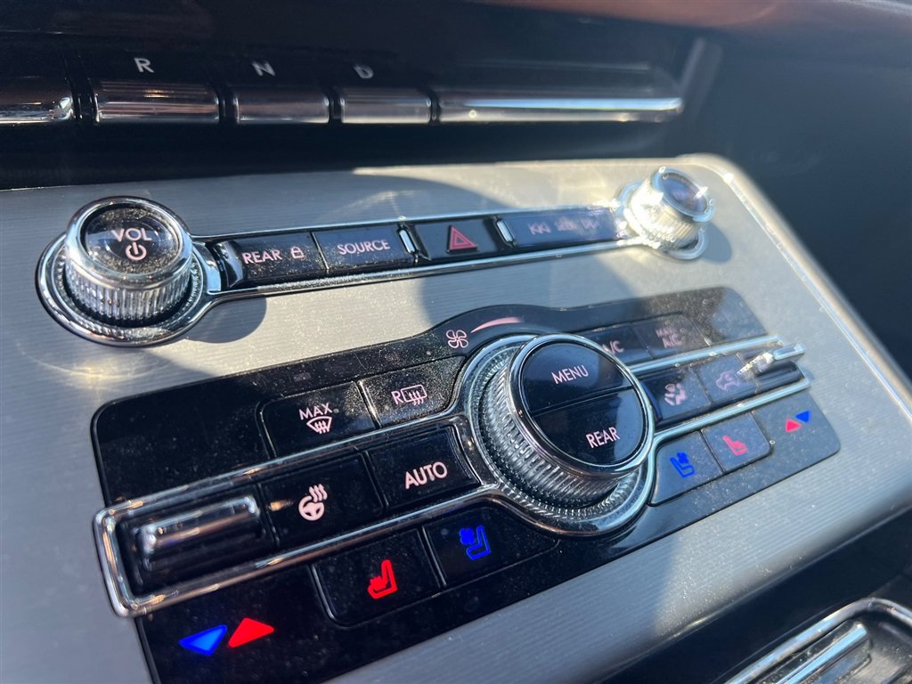 Used 2020 Lincoln Aviator Reserve w/ Equipment Group 201A AWD/4WD image 31