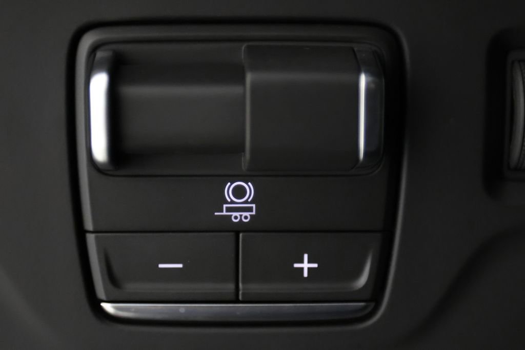 Used 2026 Cadillac Escalade V image 27