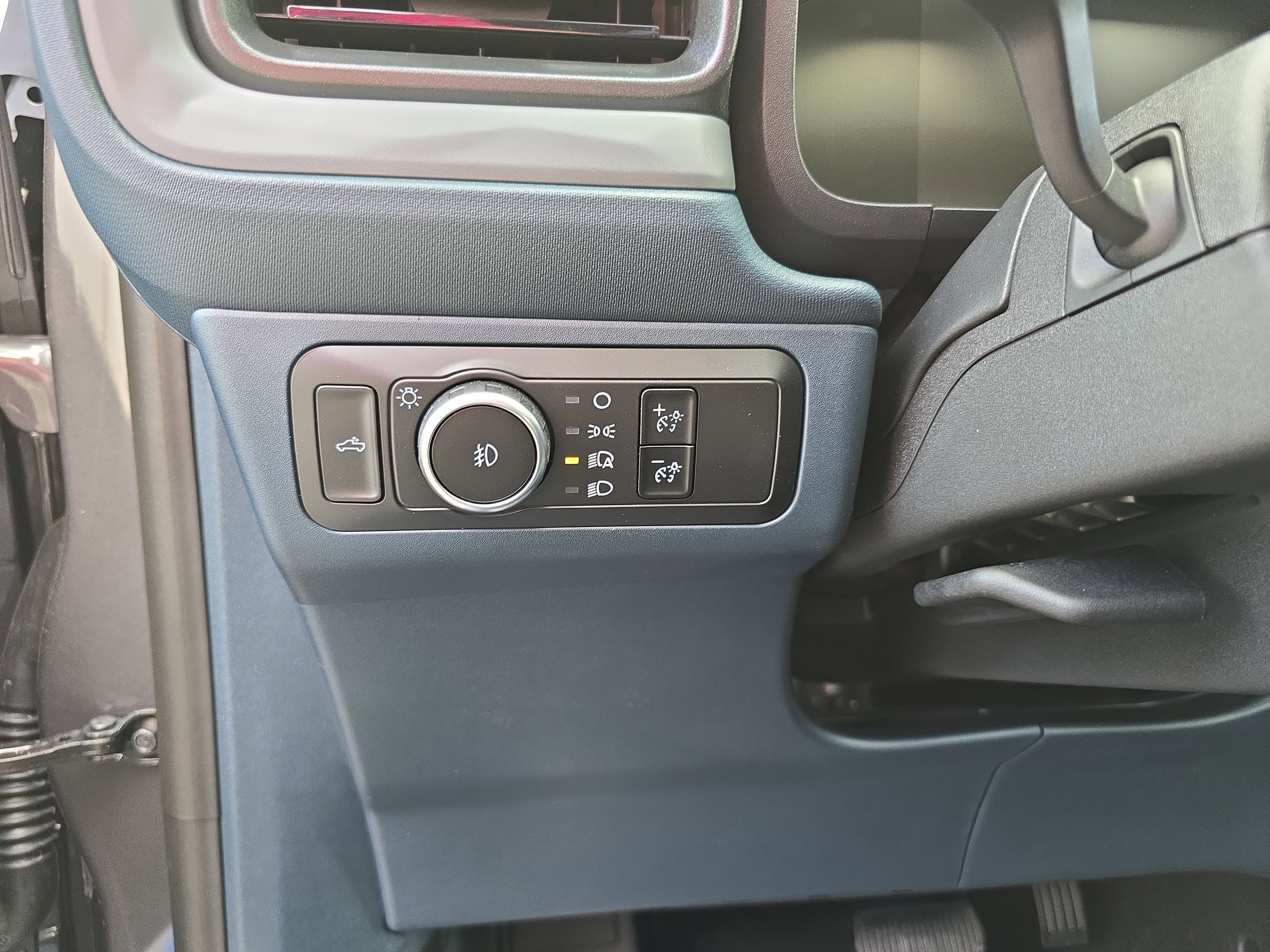 New 2025 Ford Maverick Lobo image 19